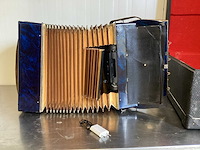 Pavo real accordeon met jbl box - afbeelding 5 van  9