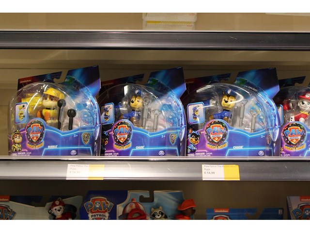 Paw patrol producten op drie schappen, 30 stuks. - afbeelding 2 van  4