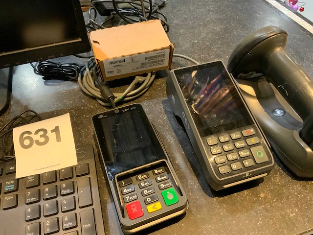 Pax, iiyama a80 pinautomaten, handscanner en monitor - afbeelding 2 van  7