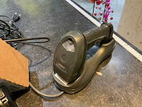 Pax, iiyama a80 pinautomaten, handscanner en monitor - afbeelding 4 van  7