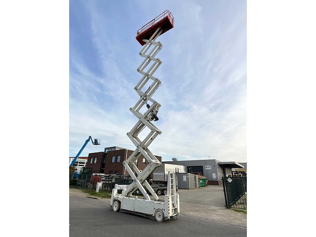 Pb - s225-12es - hoogwerker werkhoogte 22,5 meter, bj 2011 - afbeelding 9 van  34