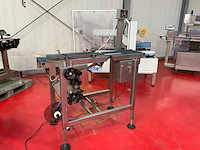 Pb 115 etiketteermachine met doorvoerband - afbeelding 1 van  7