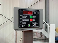 Pb 115 etiketteermachine met doorvoerband - afbeelding 2 van  7