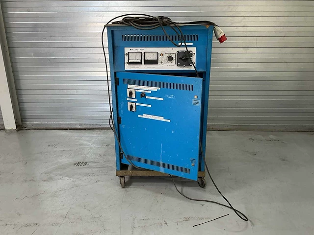 P.b.m. - 12/80v 100a - battery chargers - afbeelding 1 van  5