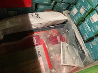 Pbm en handschoenen - afbeelding 4 van  4