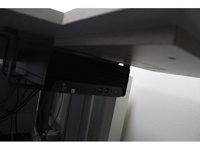 Pc configuratie hp prodesk 400 g& small form factor pc met twee beeldschermen iiyama xub2493hs, toetsenbord... - afbeelding 3 van  5