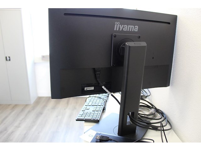 Pc configuratie hp prodesk 400 g& small form factor pc met twee beeldschermen iiyama xub2493hs, toetsenbord... - afbeelding 4 van  4
