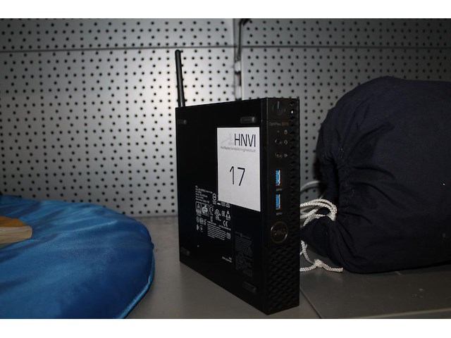 Pc dell optiplex 3070 met i5 processor, 8 gb werkgeheugen, windows 10 pro en 236 gb harde schijf. geen lader - afbeelding 1 van  2