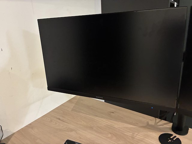 Pc opstelling hp met intel i7 processor, 16 gb intern geheugen, windows 11 pro, 12 gb grafische kaart nvidi... - afbeelding 4 van  7