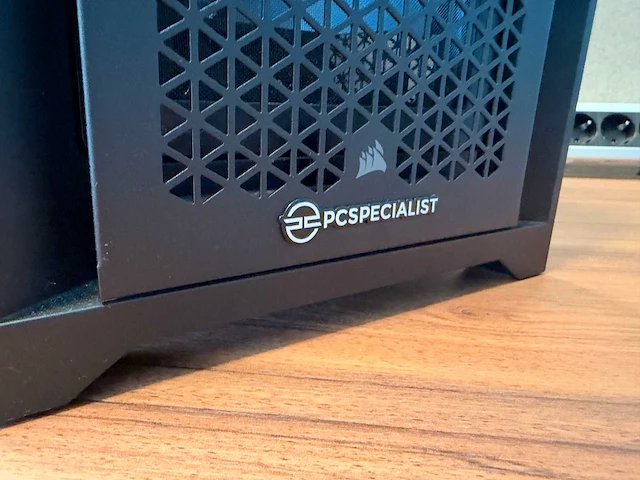 Pc specialist gaming desktop - afbeelding 2 van  8