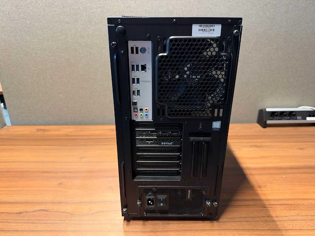 Pc specialist gaming desktop - afbeelding 4 van  6