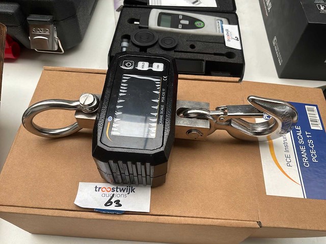 Pce instruments pce-cs 1t digitale kraanweegschaal - afbeelding 2 van  3