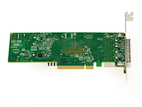 Pcie gen 4.0 trimode sas sata nvme 12gb 16poorts - afbeelding 1 van  4