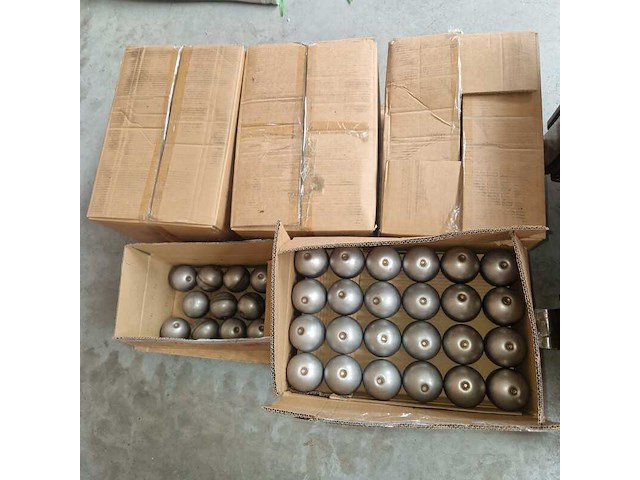 Pcm bollen (fase overgangs materialen) tbv thermische accu in buffervat ot 56°c ø 63mm ruwe schatting 600-700 stuks - afbeelding 1 van  4