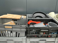 Pe bochten en moffen in kunststof krat (45x) - afbeelding 1 van  6