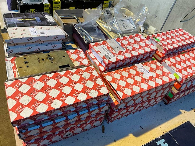 P+e loopslot (40x) - afbeelding 1 van  4