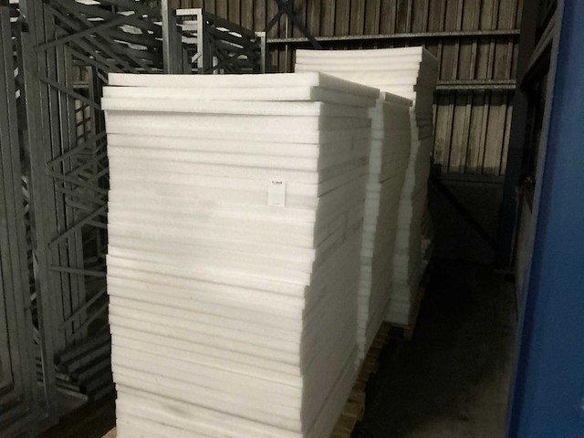 Pe schuimplaat (125x) - afbeelding 3 van  6