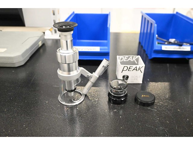 Peak o.a. vergrootglazen - afbeelding 1 van  4