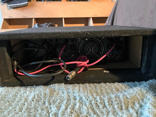 Peavey cs800x 2-kanaals 600w versterker - afbeelding 3 van  3