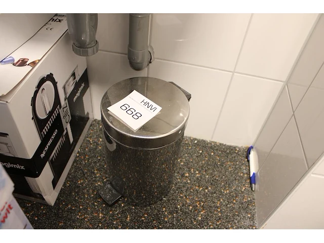 Pedaalemmer brabantia. hoogte 25 cm - afbeelding 1 van  1