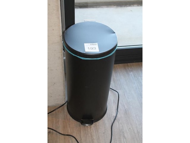 Pedaalemmer. hoogte 65 cm. - afbeelding 2 van  2