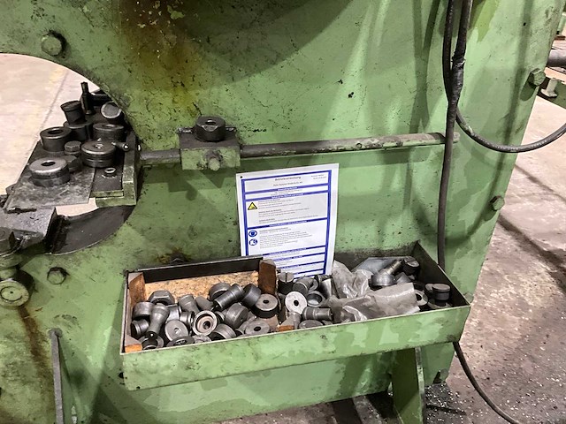 Peddinghaus 16 ponsmachine - afbeelding 6 van  7