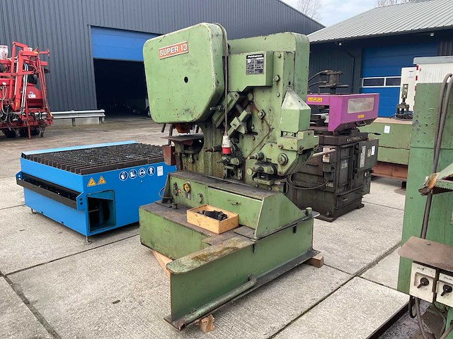 Peddinghaus 210 super i3 pons- en knipmachine - afbeelding 5 van  10