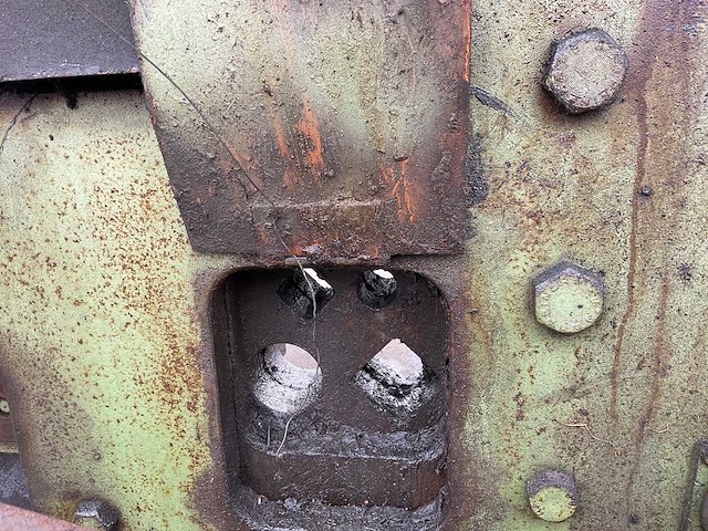 Peddinghaus 210 super i3 pons- en knipmachine - afbeelding 10 van  10