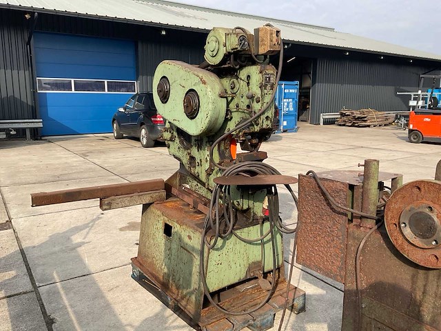 Peddinghaus 210/11 pons- en knipmachine - afbeelding 5 van  8