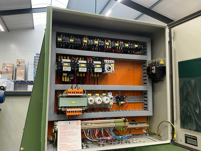 Peddinghaus hydraulic 1000 ponsmachine 100ton - afbeelding 9 van  18