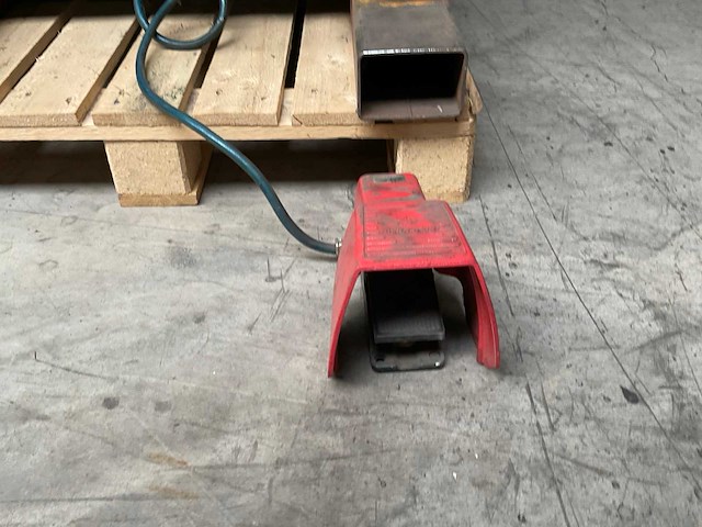 Peddinghaus hydraulic 502 ponsmachine - afbeelding 3 van  11