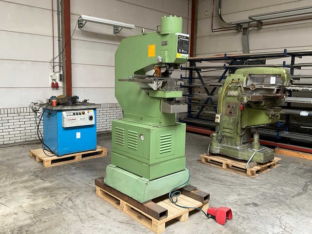 Peddinghaus hydraulic 502 ponsmachine - afbeelding 4 van  11