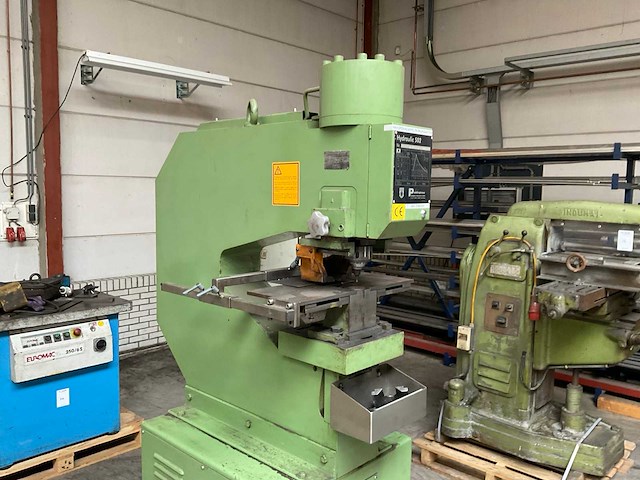 Peddinghaus hydraulic 502 ponsmachine - afbeelding 5 van  11