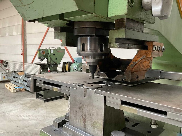 Peddinghaus hydraulic 502 ponsmachine - afbeelding 8 van  11