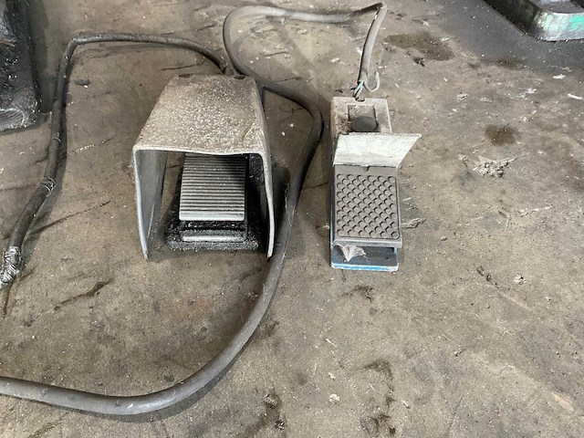 Peddinghaus peddimaster 40/60 h pons- en knipmachine - afbeelding 12 van  13