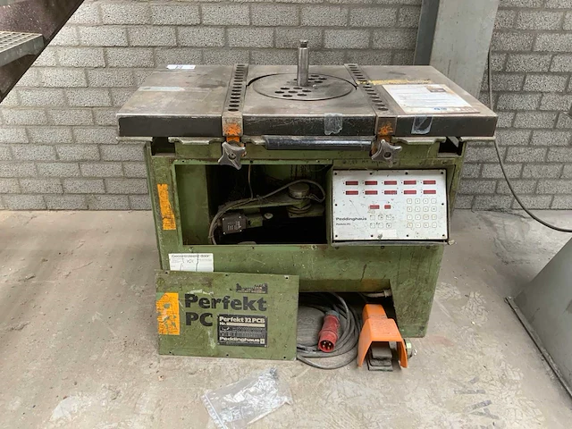 Peddinghaus perfekt 32 pcb buigmachine - afbeelding 1 van  7