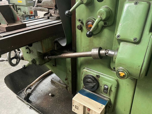 Pedersen vvf00 universele freesmachine - afbeelding 2 van  14