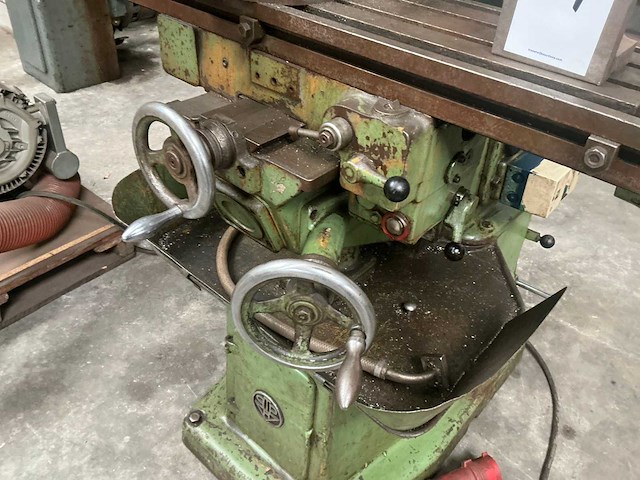 Pedersen vvf00 universele freesmachine - afbeelding 9 van  14