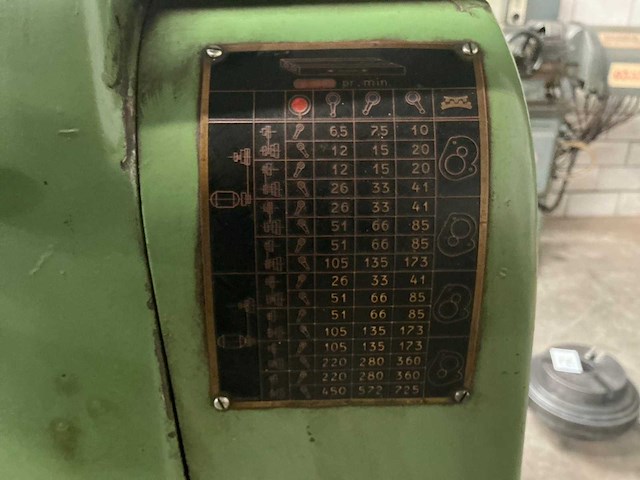 Pedersen vvf00 universele freesmachine - afbeelding 13 van  14