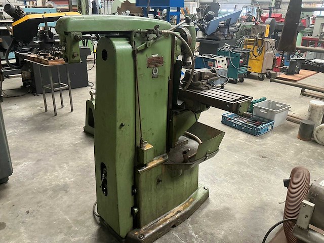 Pedersen vvf00 universele freesmachine - afbeelding 2 van  4