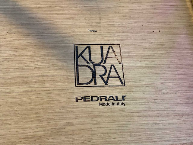 Pedrali kuadra restaurantstoel (28x) - afbeelding 2 van  7