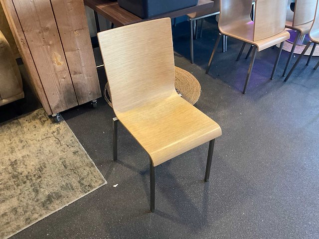 Pedrali kuadra restaurantstoel (28x) - afbeelding 4 van  7