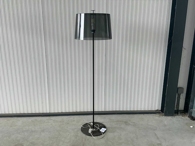 Pedrali vloerlamp - afbeelding 1 van  4