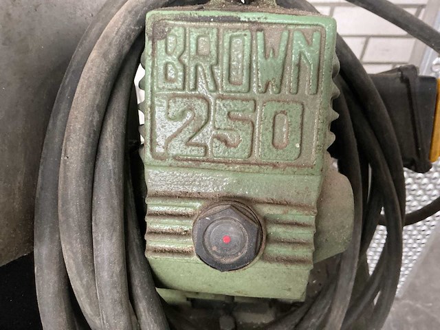 Pedrazzoli brown 250 afkortzaag - afbeelding 6 van  11