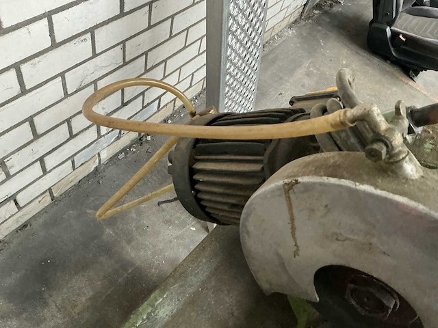 Pedrazzoli brown 250 afkortzaag - afbeelding 10 van  11