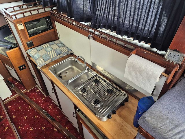 Pedro - 1000 - motorjacht - afbeelding 8 van  68