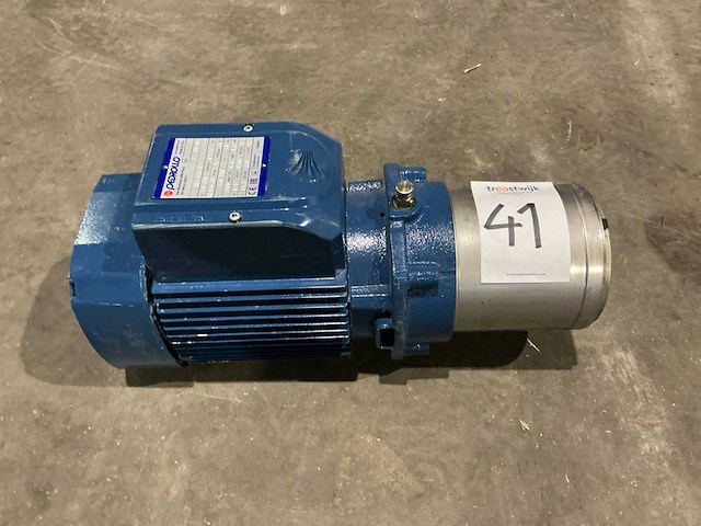 Pedrollo mk 5,5n centrifugeraal waterpomp - afbeelding 1 van  5