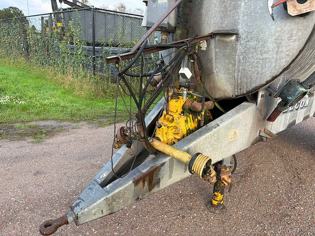 Peecon zt8000 mesttank - afbeelding 9 van  11