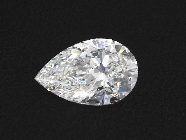 Peervorm moissaniet 4.00 ct - afbeelding 1 van  2
