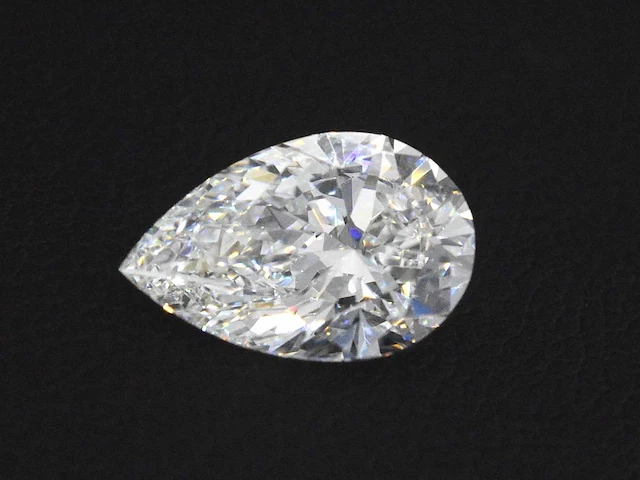 Peervormige diamant 5.00 ct - afbeelding 1 van  4